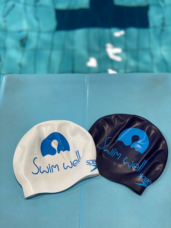 Cuffie piscina personalizzate