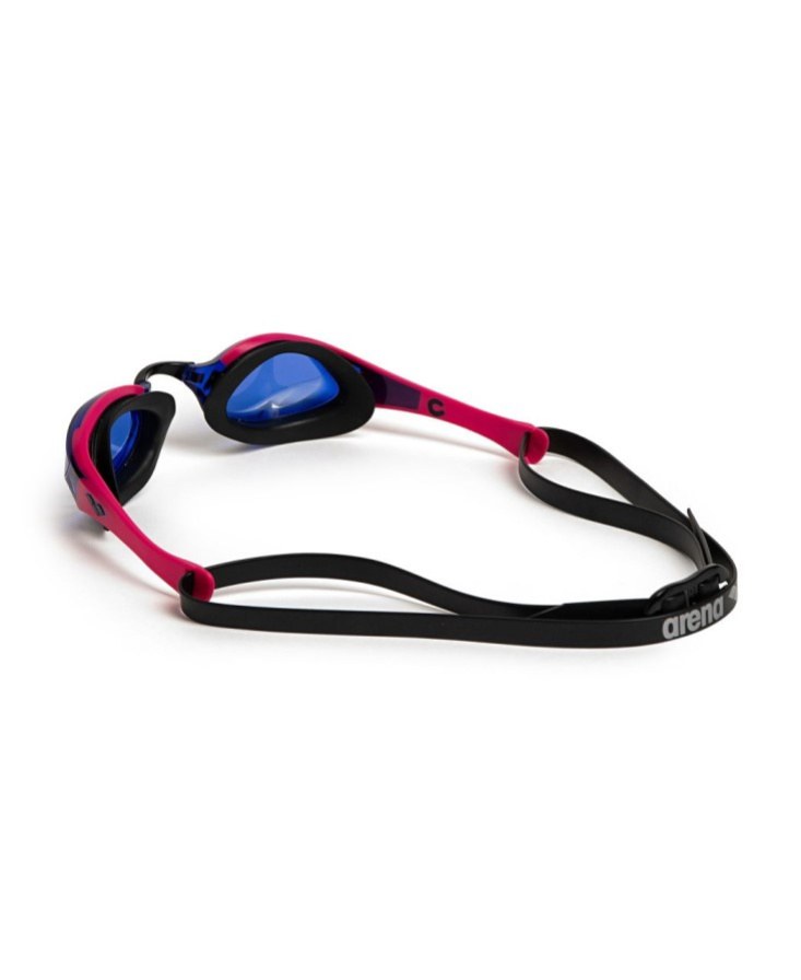 Arena Cobra Edge Swipe